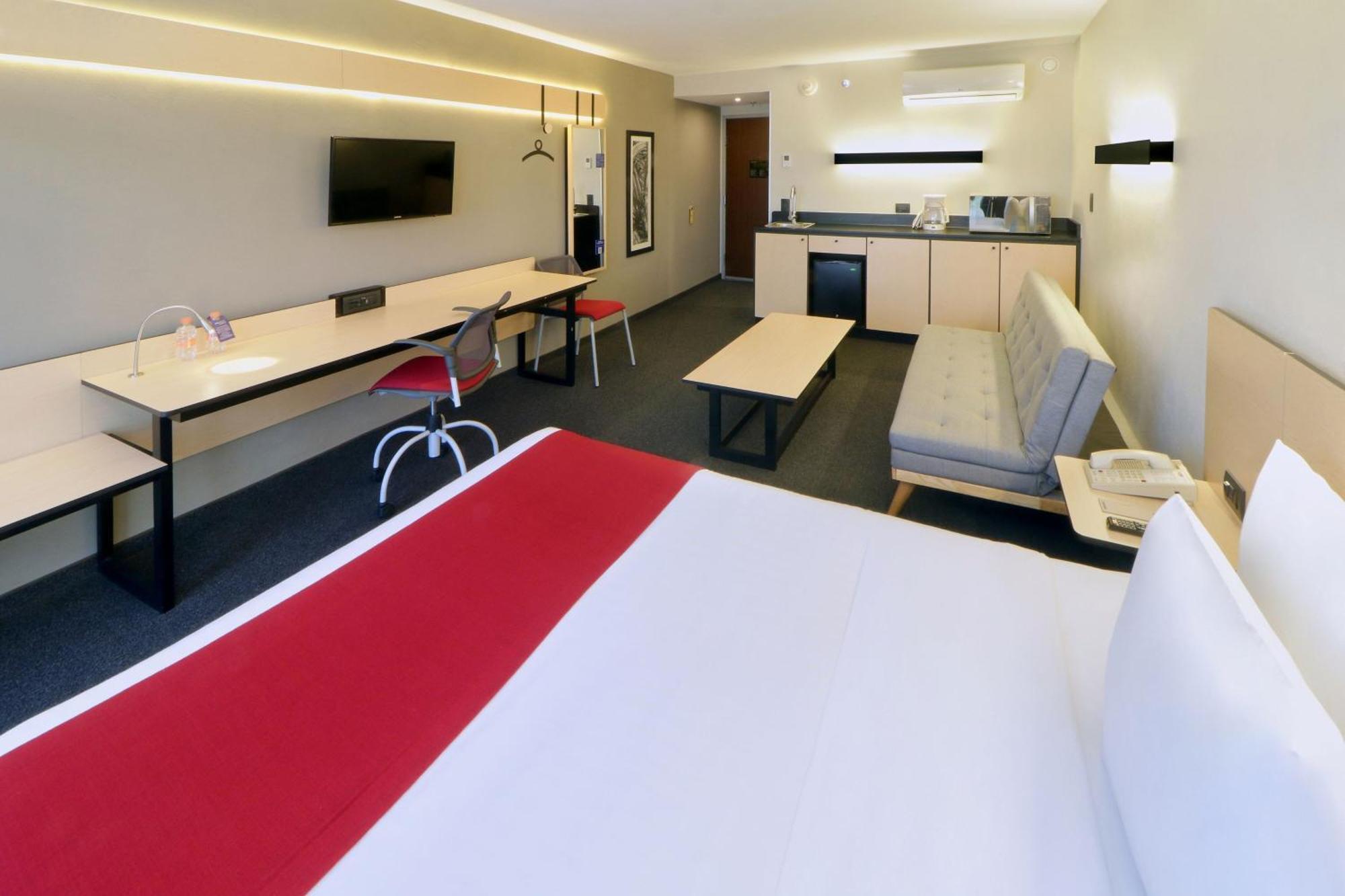 City Express By Marriott Ciudad Victoria Extérieur photo